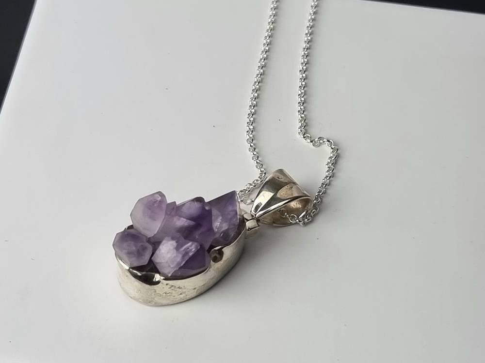 154) Amethyst Crystal Necklace 925 Silver