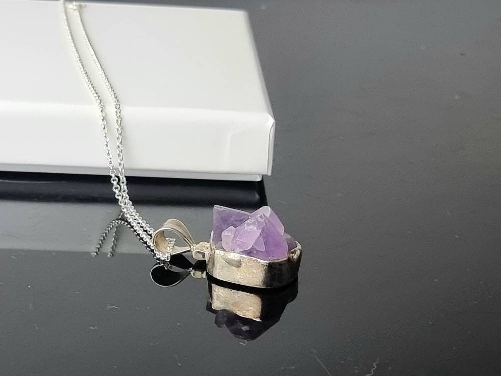 134) Amethyst Crystal Necklace 925 Silver