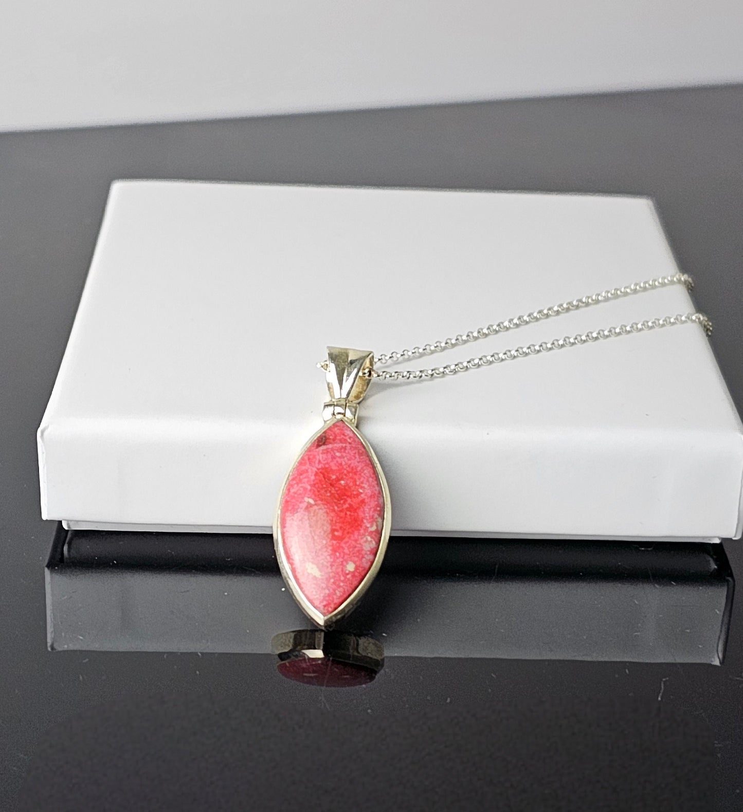 290) Rhodochrosite Crystal Necklace 925 Silver