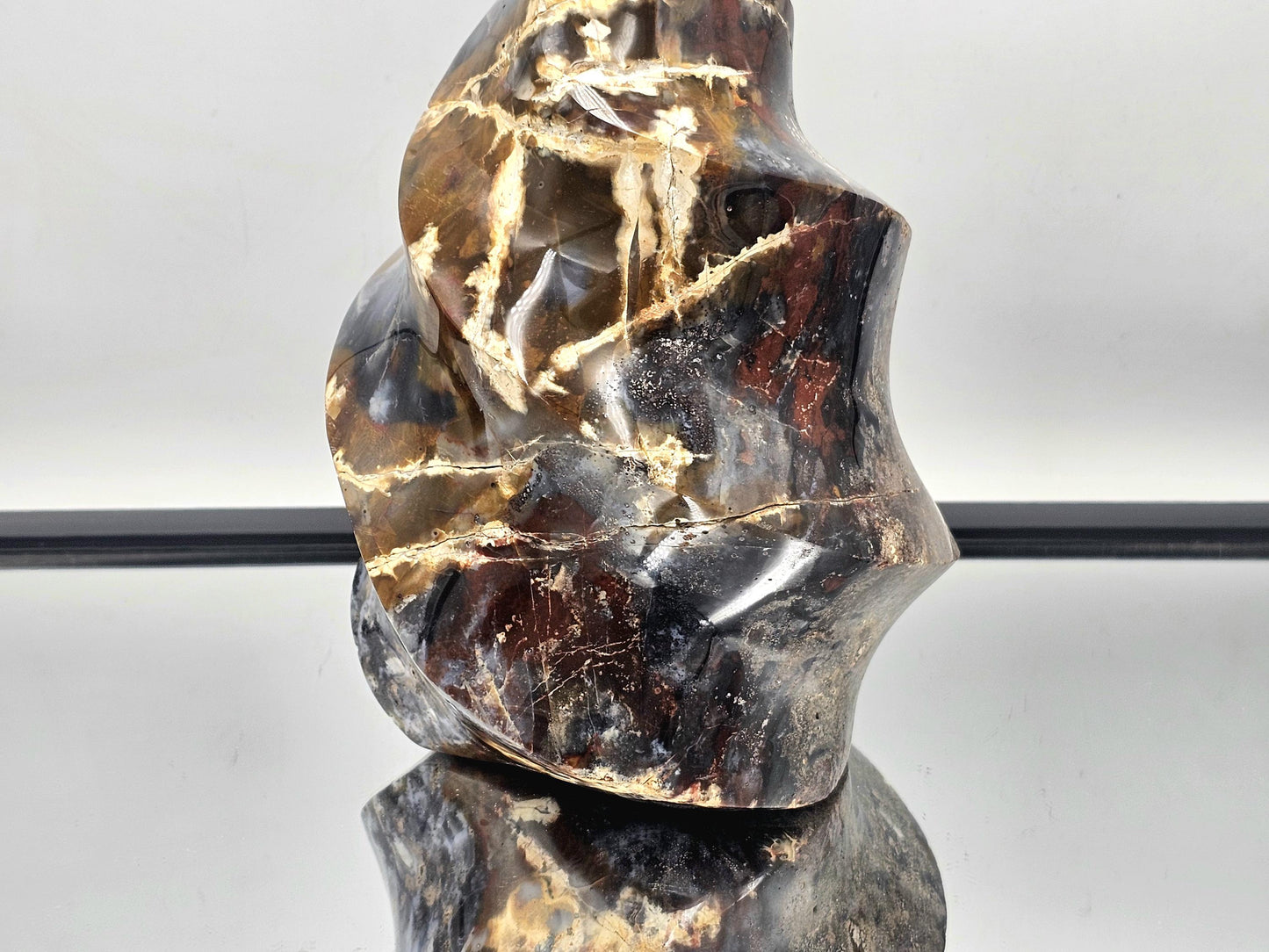 Very large Violet Agate Crystal Flame 4.4KG (DP)