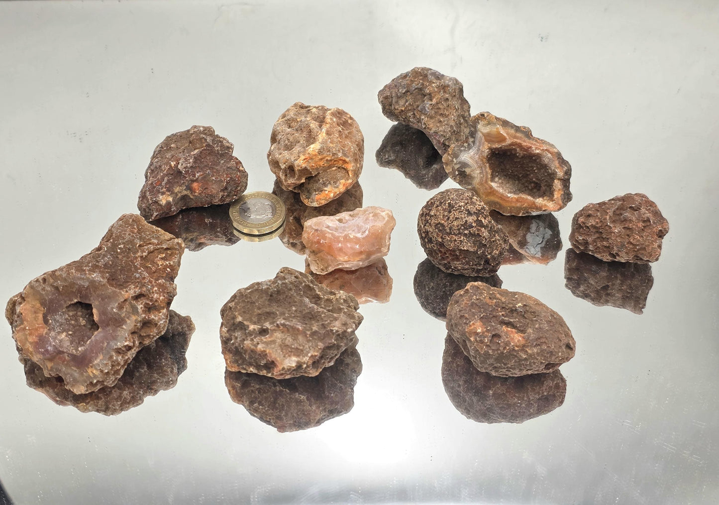 Ngabu Malawi Small / Large Agate Crystal Geodes Rough 500g Mixed Batch