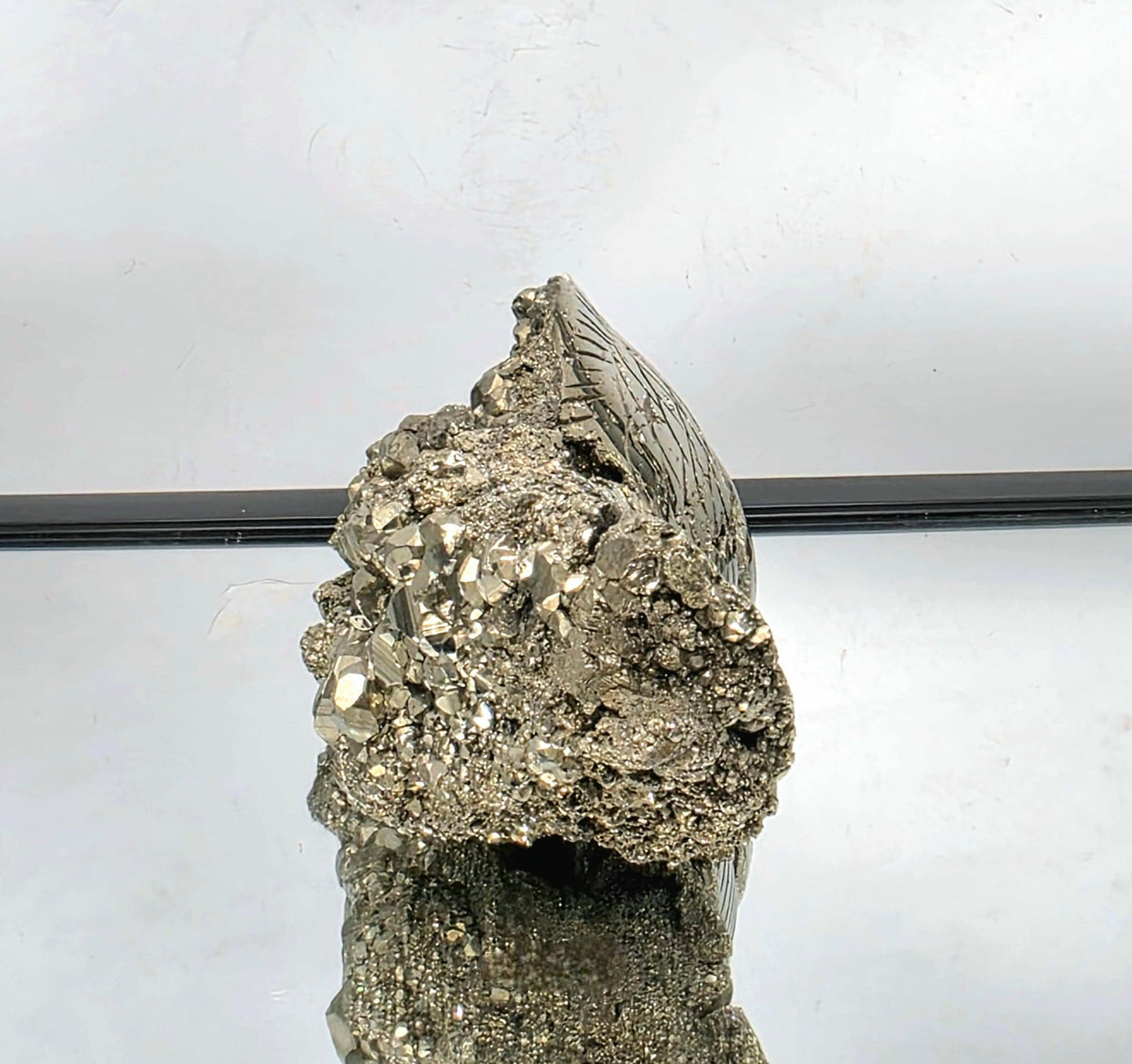 Large Pyrite Fish Sculpture #3 – Hand-Carved Crystal Animal | Pyrite Healing Stone | Metallic Gold Pyrite Fish Figurine