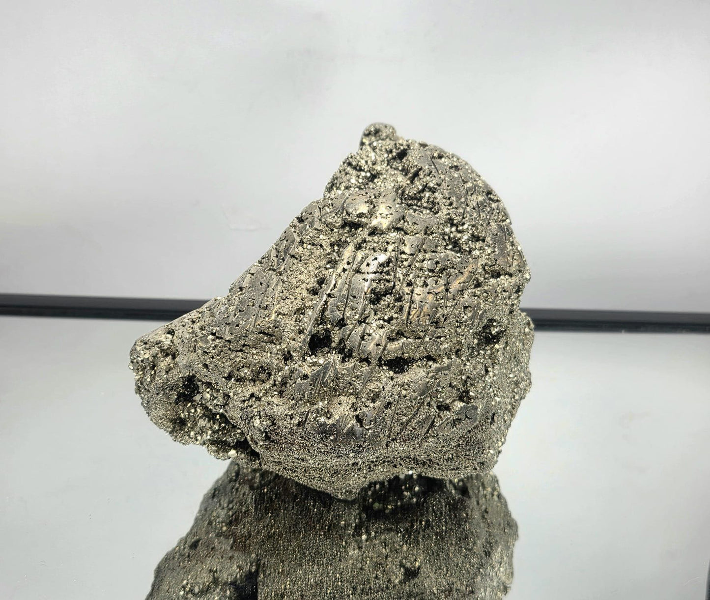 Very Large Pyrite Eagle Sculpture – Hand-Carved Crystal Bird | Pyrite Animal Carving | Natural Pyrite Eagle Decor 6.45kg