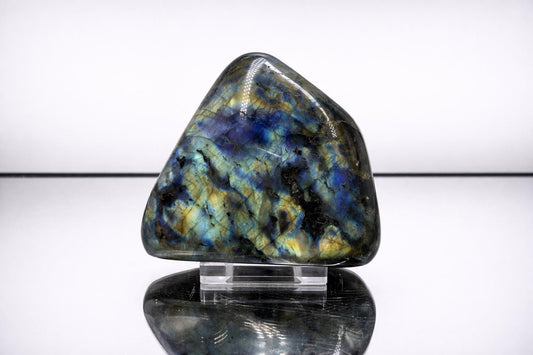 Labradorite Crystal Freeform With Strong Flash 0.66KG - Madagascar - #22