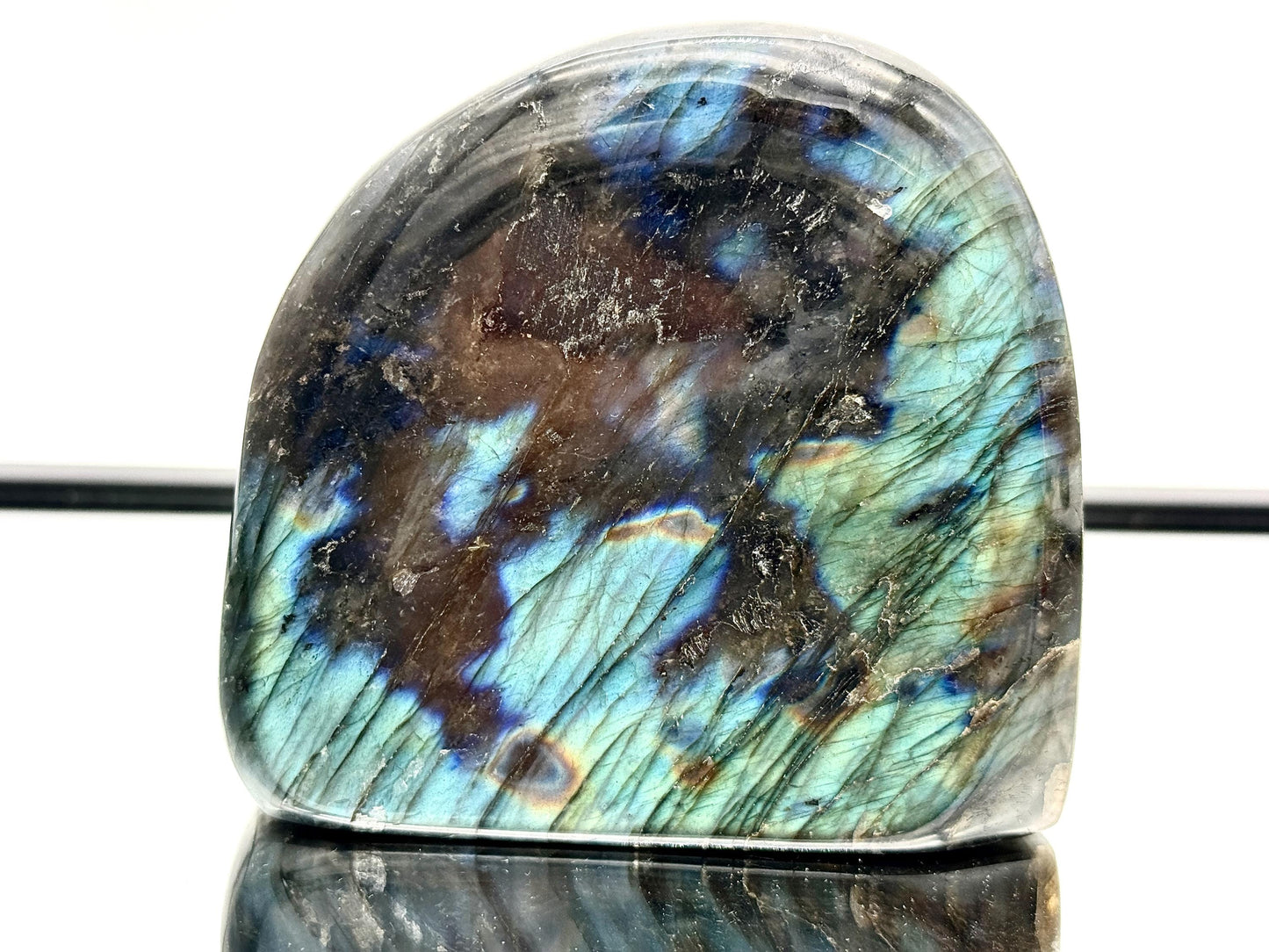 Labradorite Crystal Freeform With Strong Flash 0.69KG - Madagascar - #45