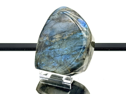 Labradorite Crystal Freeform With Strong Flash 0.83KG - Madagascar - #59