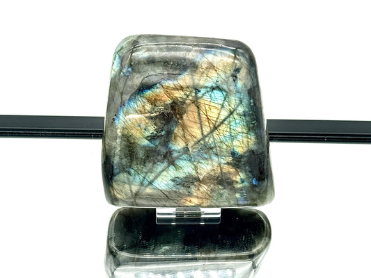 Labradorite Crystal Freeform With Strong Flash 1.11KG - Madagascar - #58