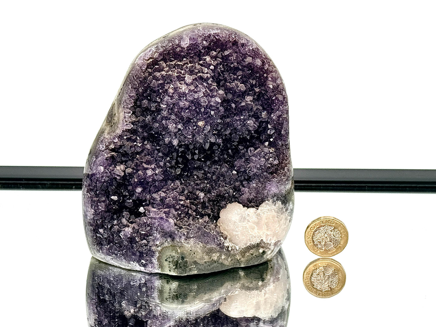 Uruguayan Amethyst Crystal Geode (AMU40)