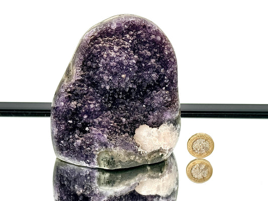 Uruguayan Amethyst Crystal Geode (AMU40)