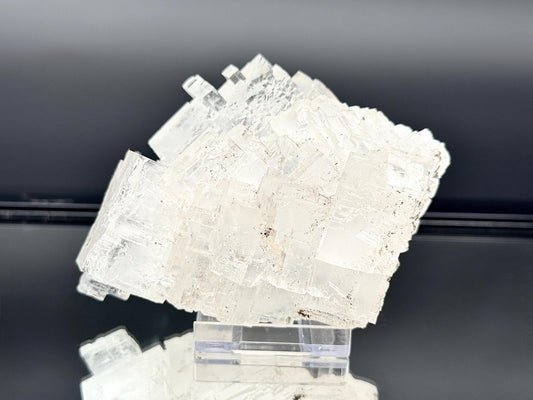 Natural Halite Cluster Crystal - 0.26kg - Morocco (#2)