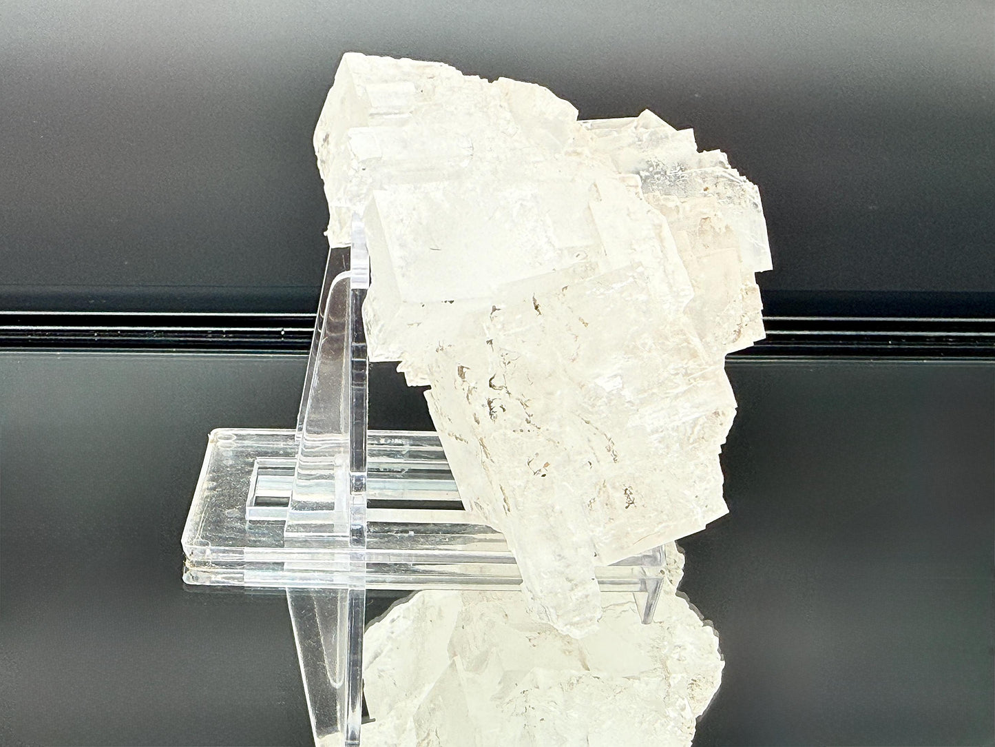 Natural Halite Cluster Crystal - 0.26kg - Morocco (#2)
