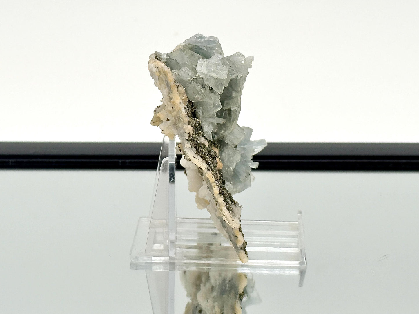 15) Blue Baryte Crystal With Baryte, Pyrite, Quartz - Morocco