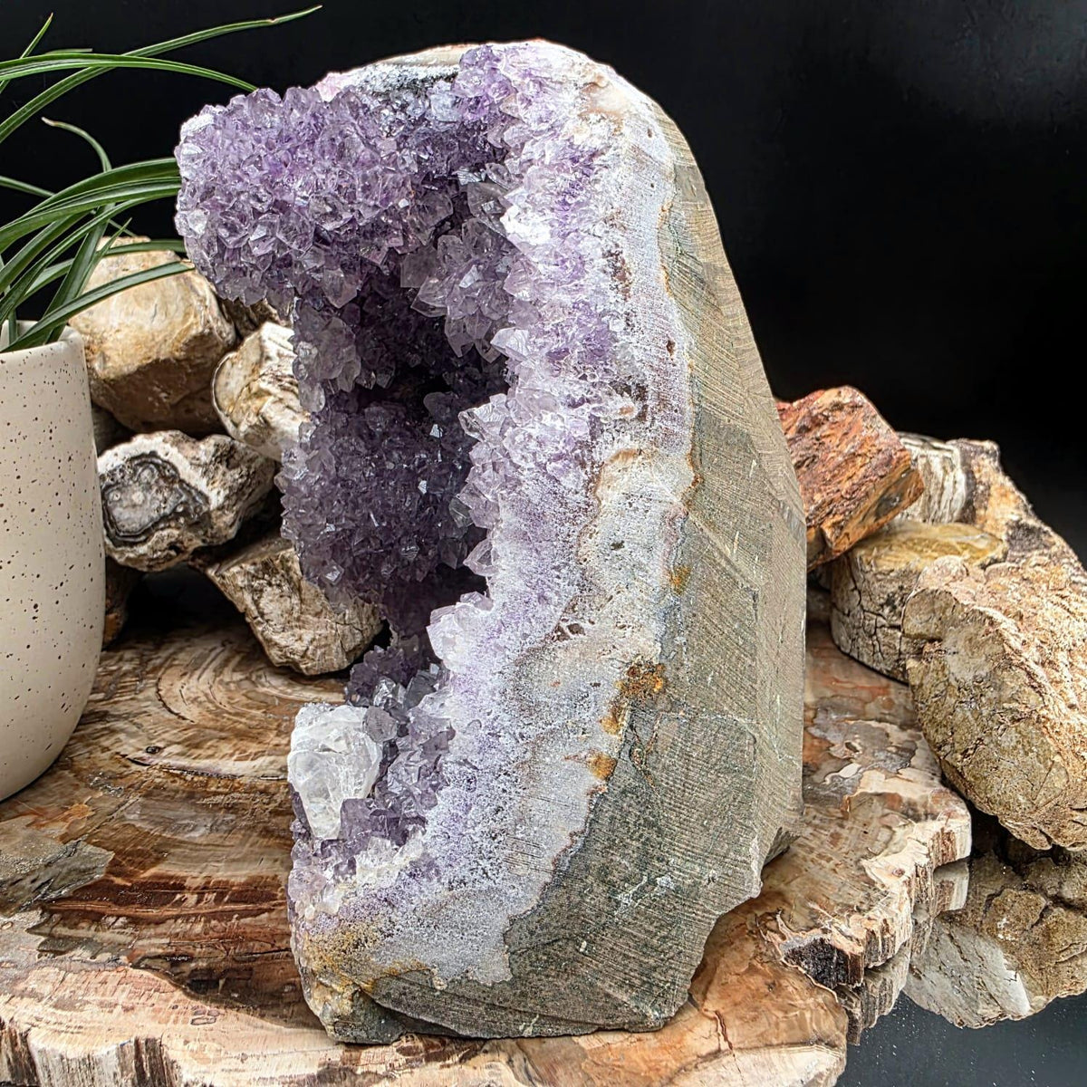 Large  Amethyst Crystal Geode Cutbase | Freestanding Crystal Display | ACB5
