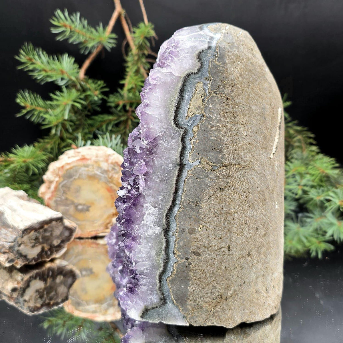 XL Uruguayan amethyst crystal geode cut base | amu-112