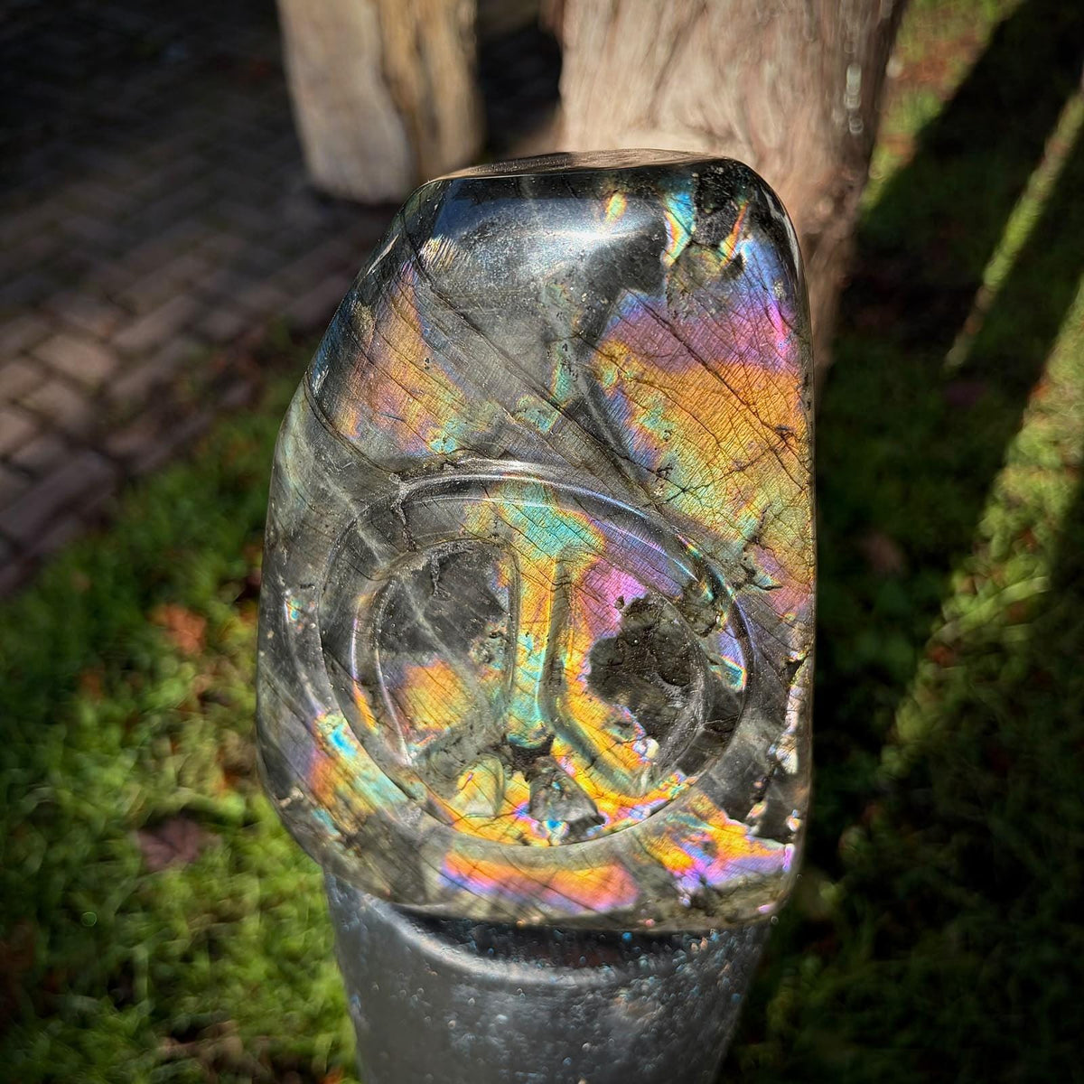 Large Labradorite Peace Symbol Crystal Carving | 2.98kg Rainbow Flash