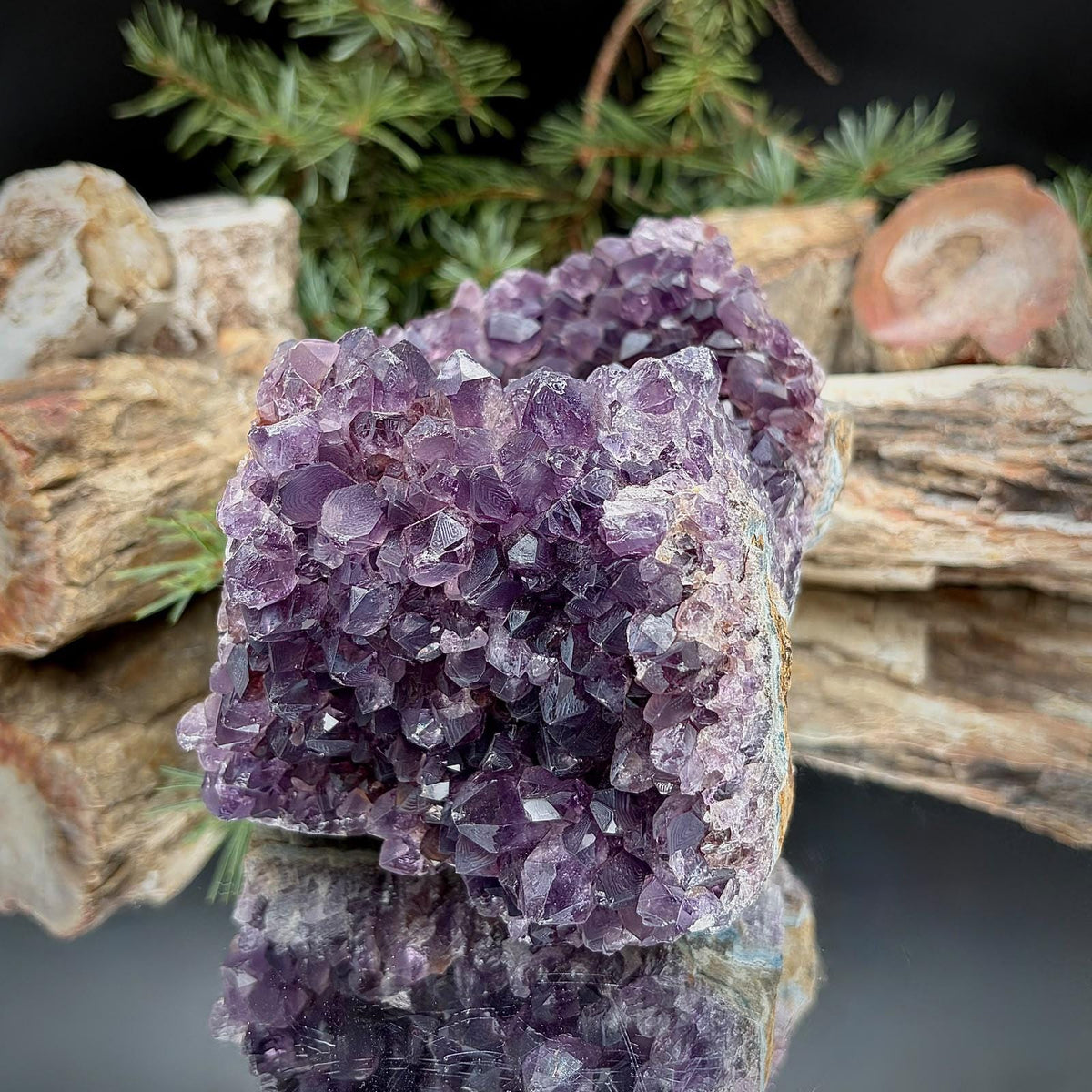 Amethyst Crystal Geode Cutbase | Freestanding Crystal Display | ACB-60