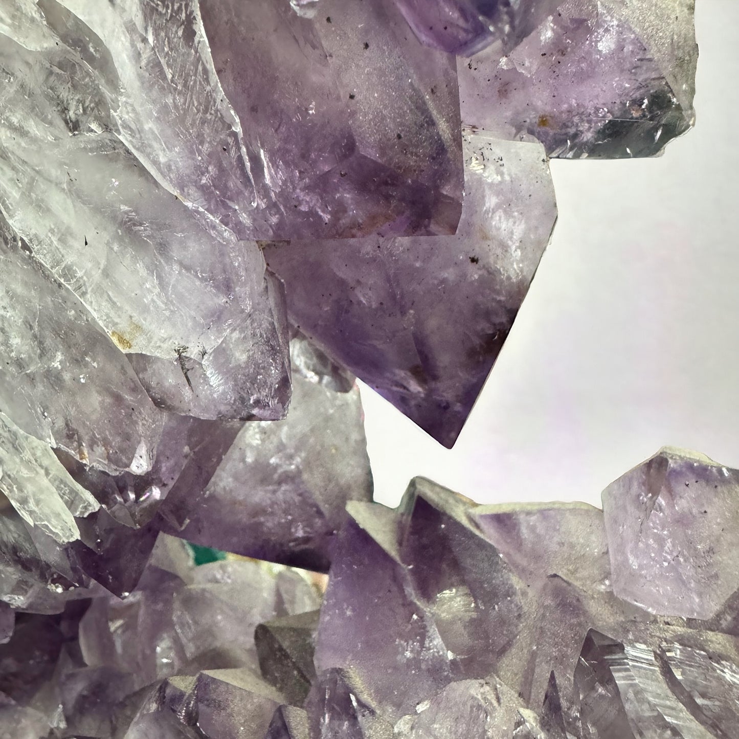 giant crystals amethyst portal spinning