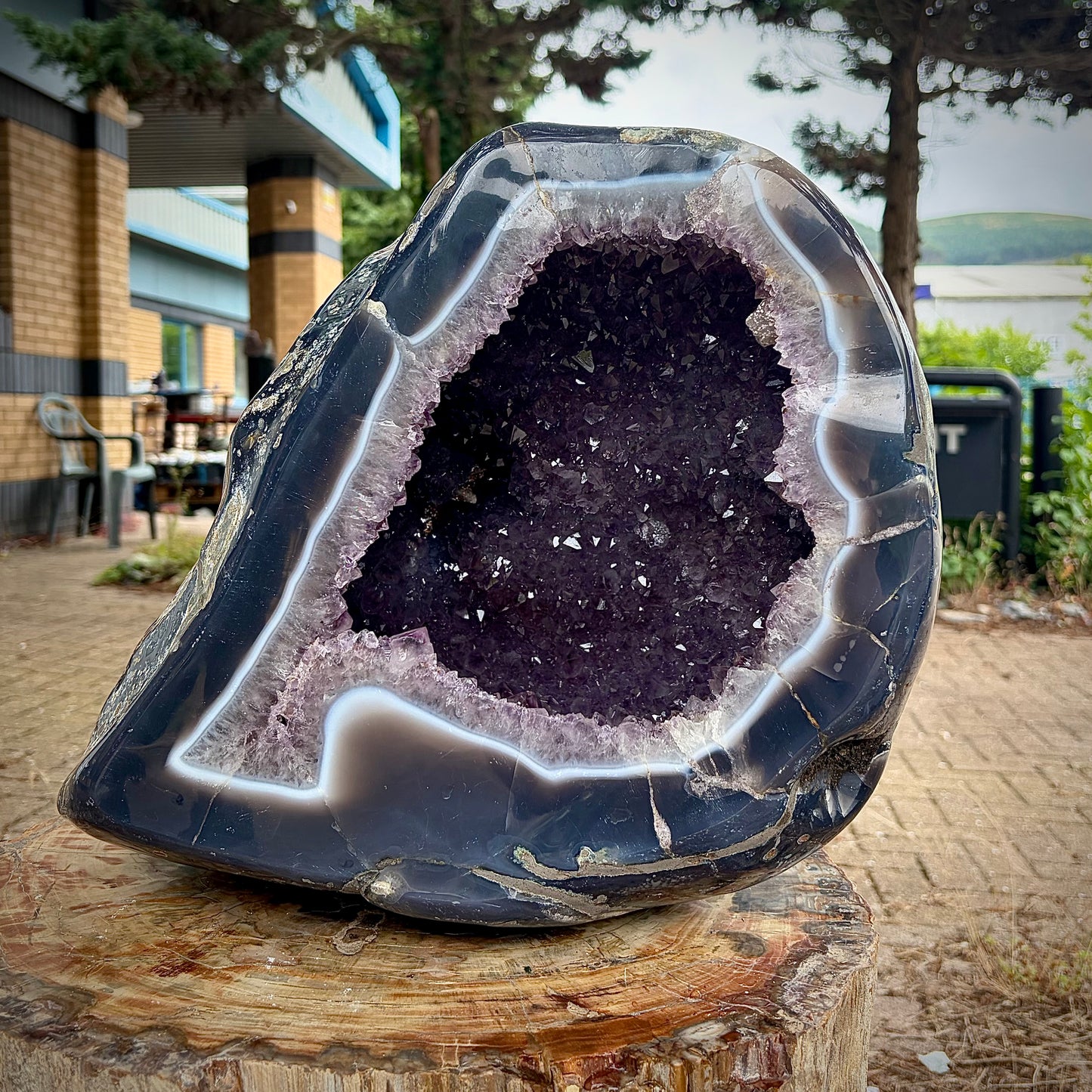 Large Amethyst Crystal Bowl / Geode with Agate Banding | Interior Design Piece | 19KG