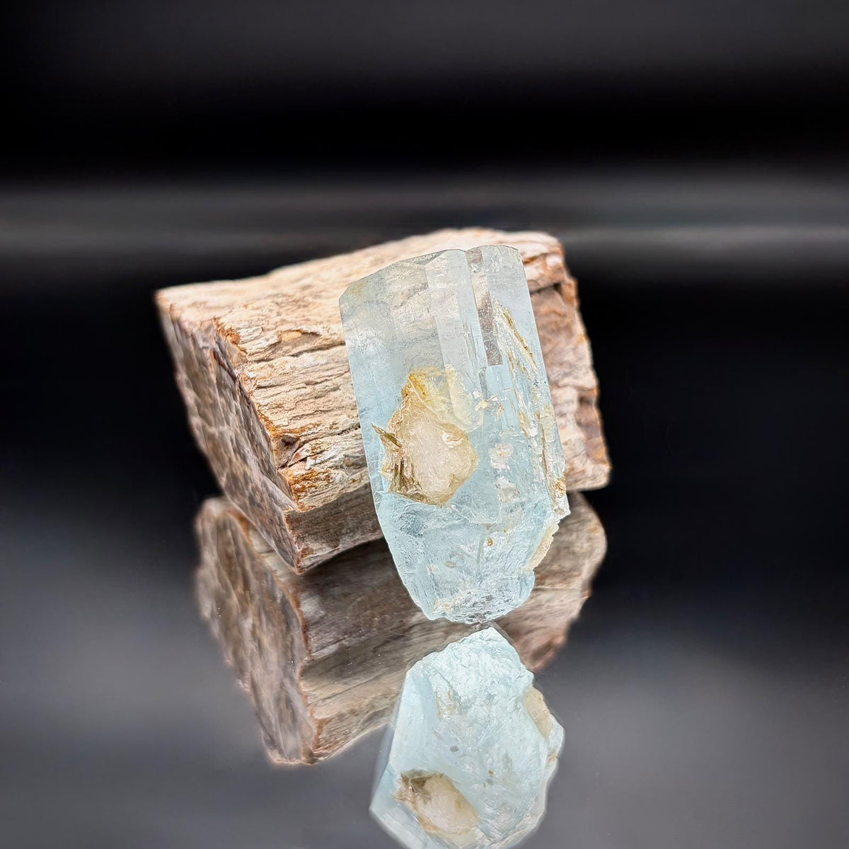 Aquamarine gemstone specimen for mineral collectors