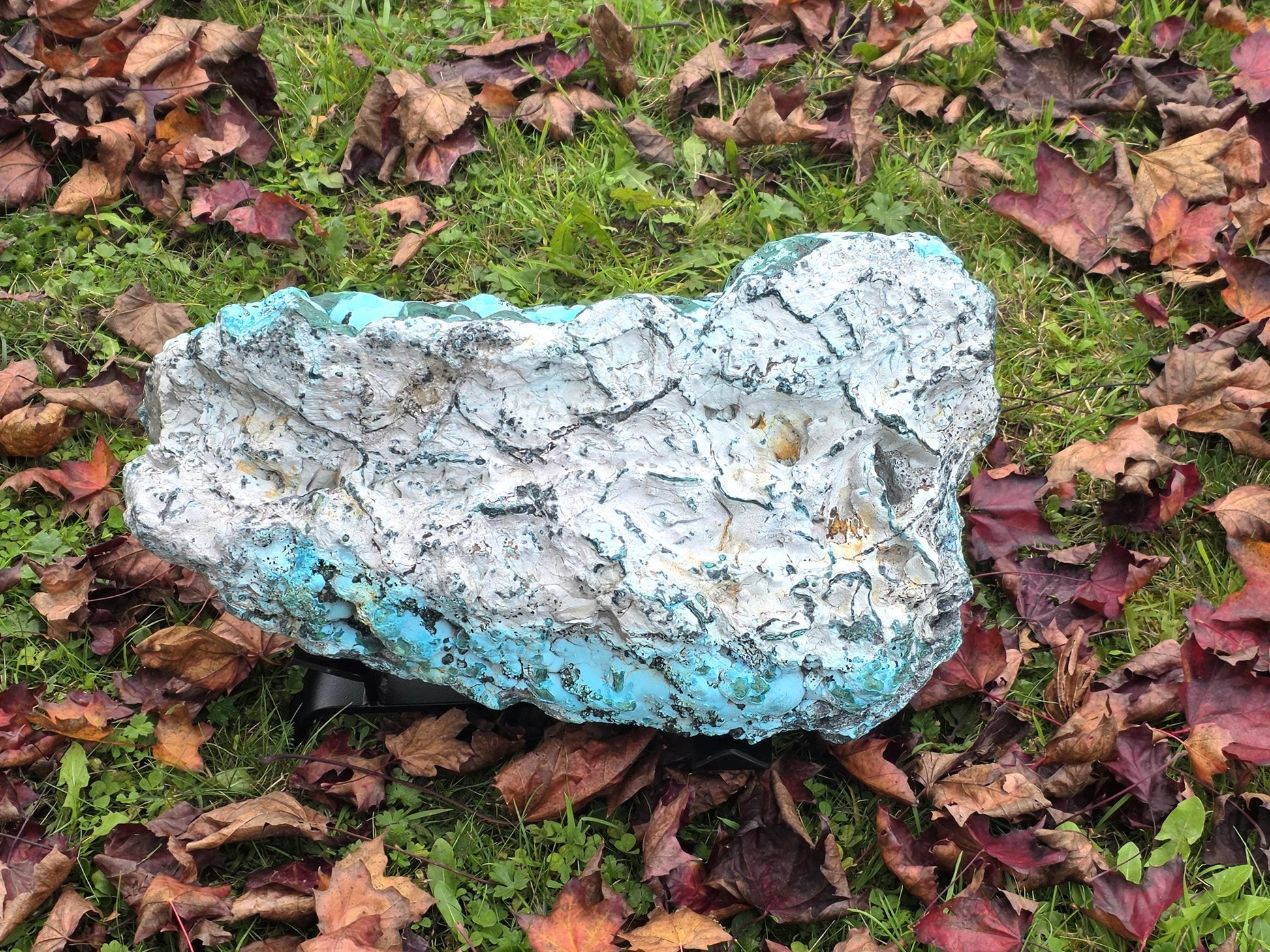 Natural Chrysocolla with Native Copper and Malachite crystal structure.