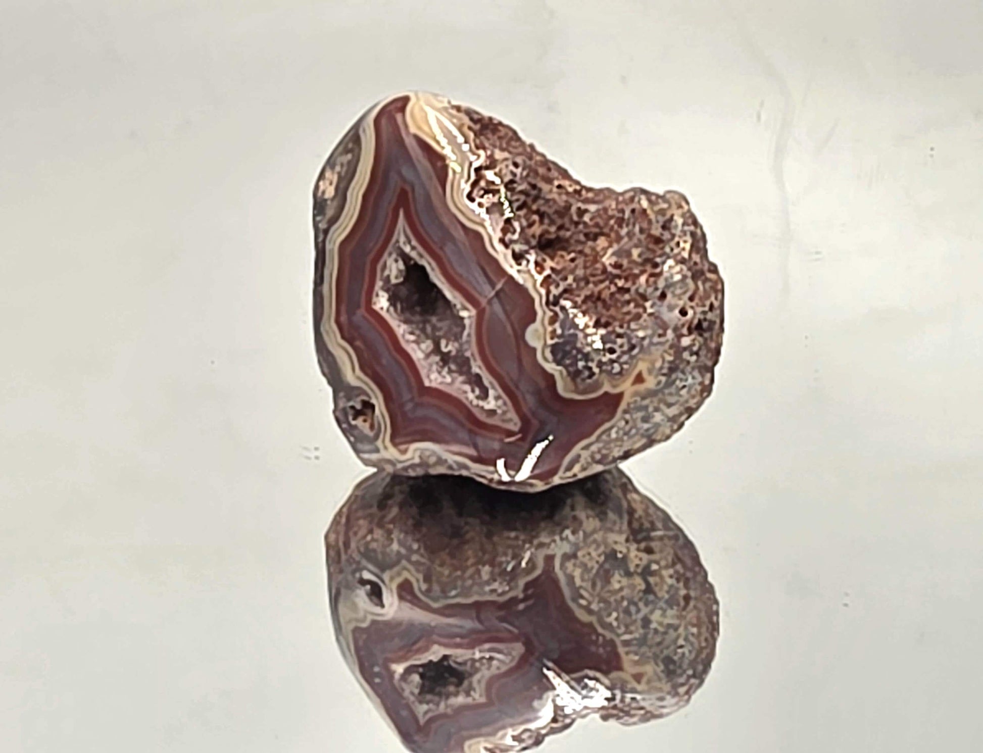 Collector Malawi Agate polished geode UK market.