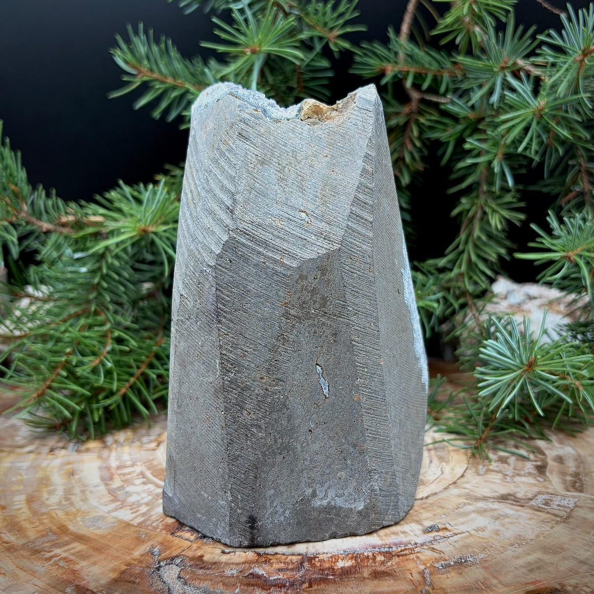 Natural freestanding Amethyst crystal