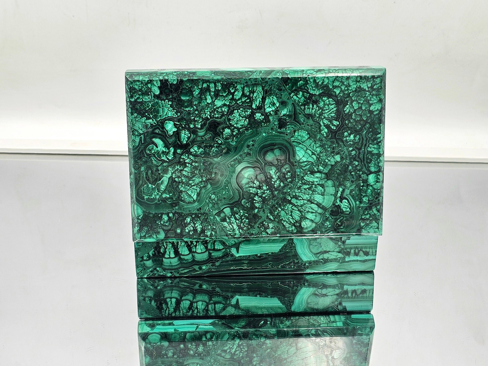 hinger malachite box