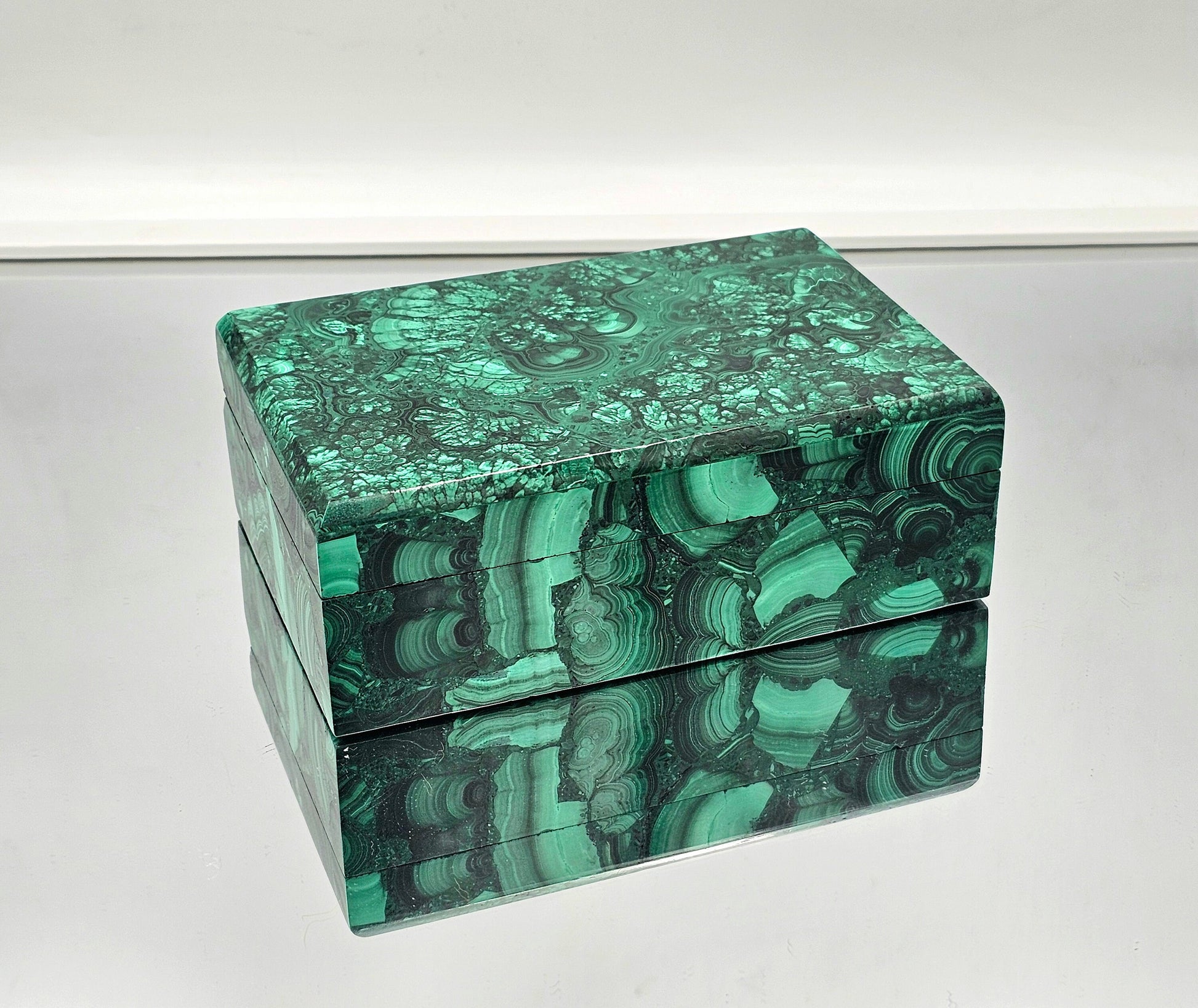 interior design storage boxes green