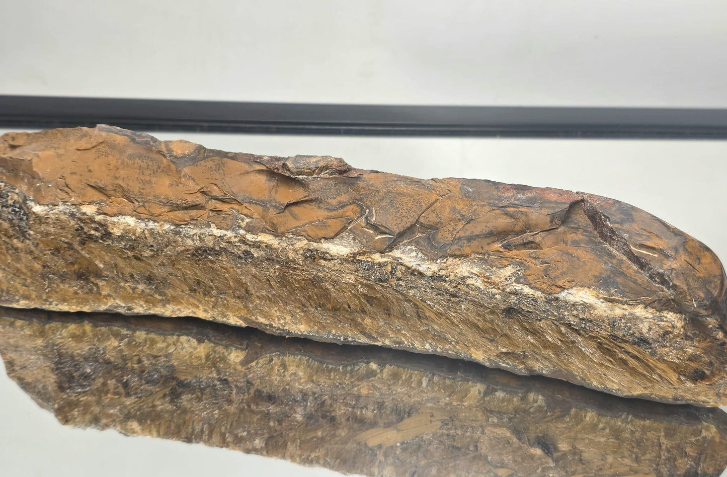 Tiger’s Eye statement crystal for luxury home décor