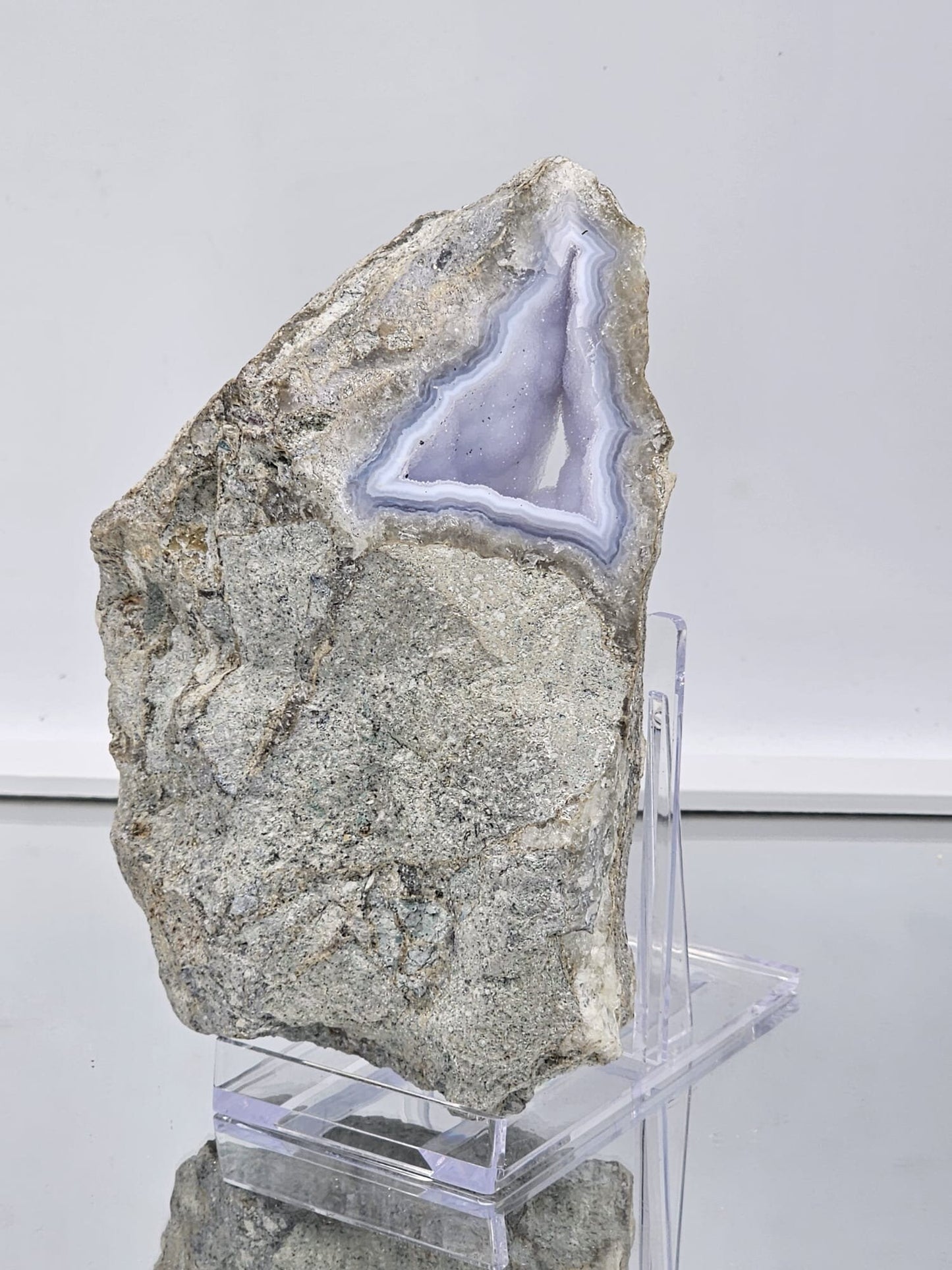 large crystals uk - blue lace agate