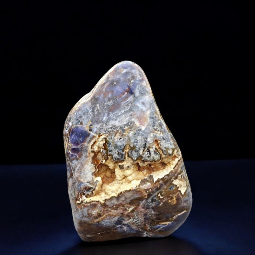 large violet agate crystal freeform
