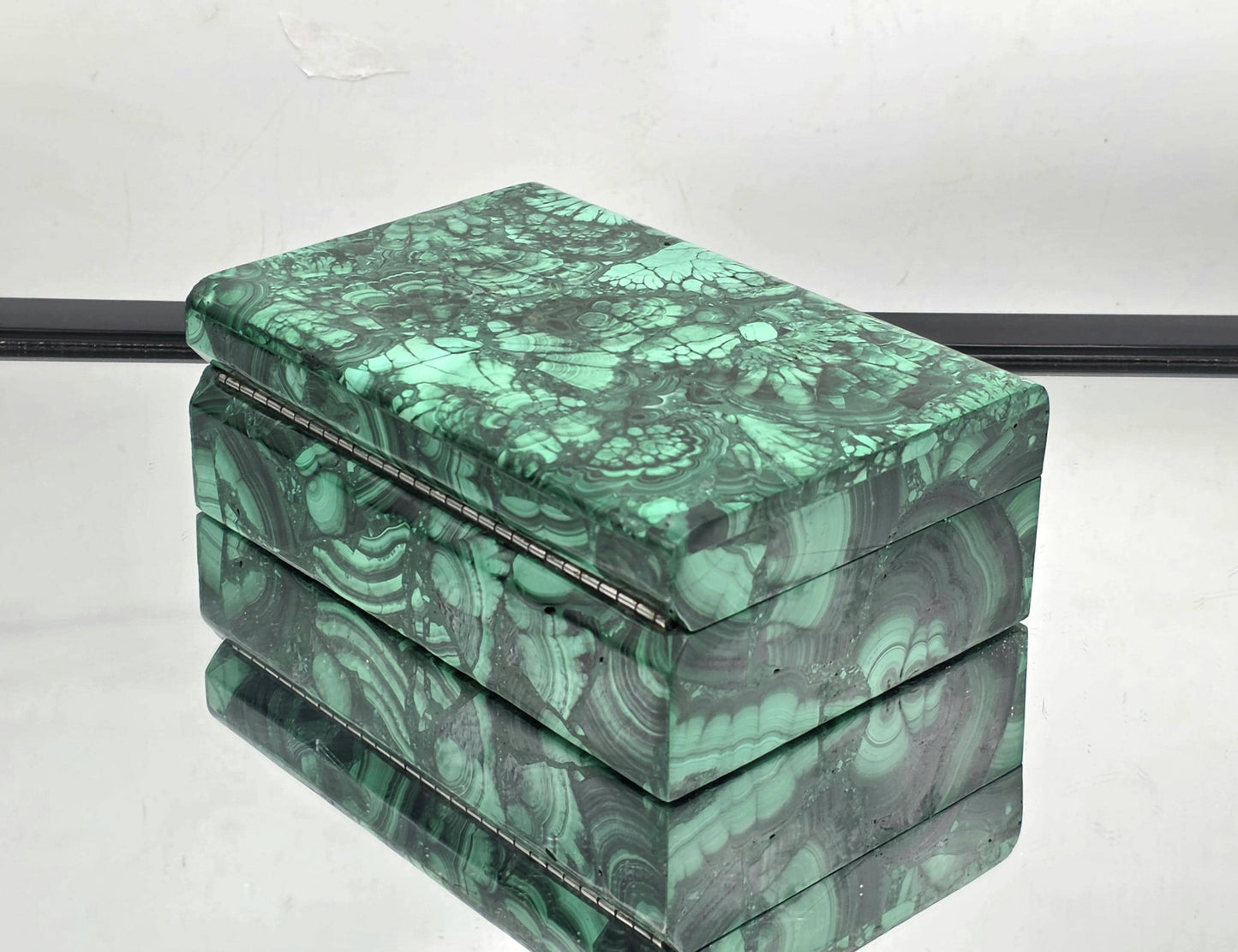 Natural Malachite jewellery box with hinged lid and polished finish
