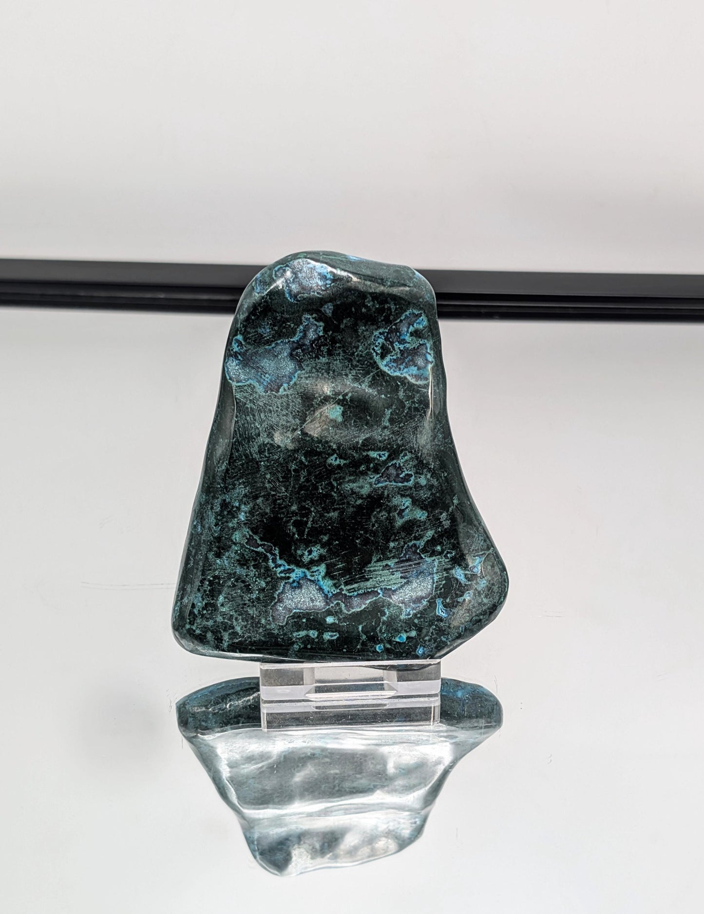 A unique, polished form ideal for visual impact in any setting.