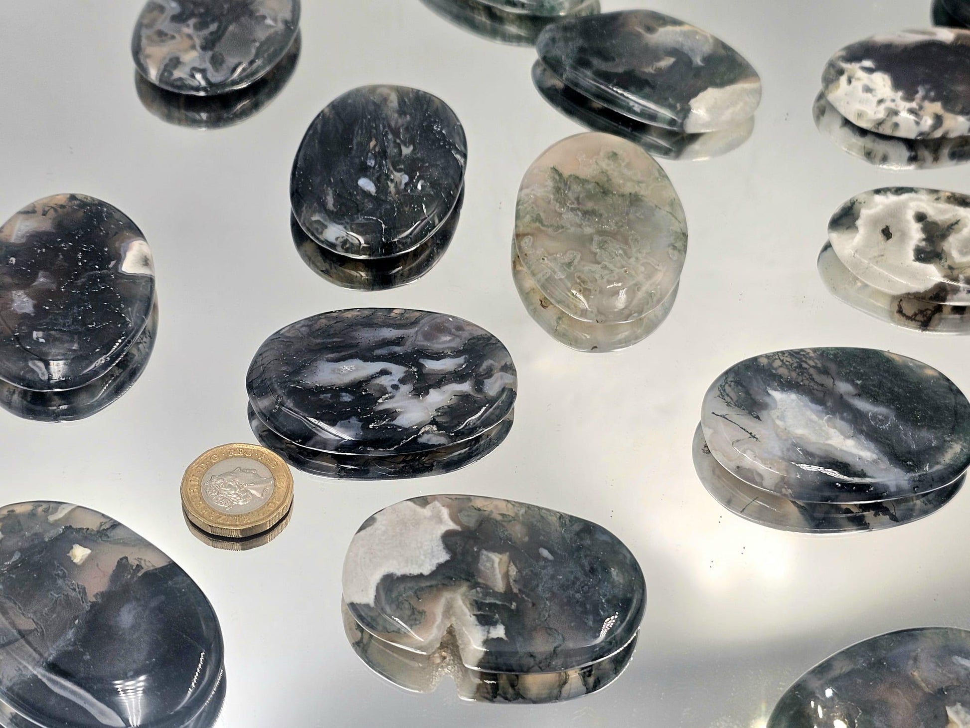moss agate crystal palmstone gallet