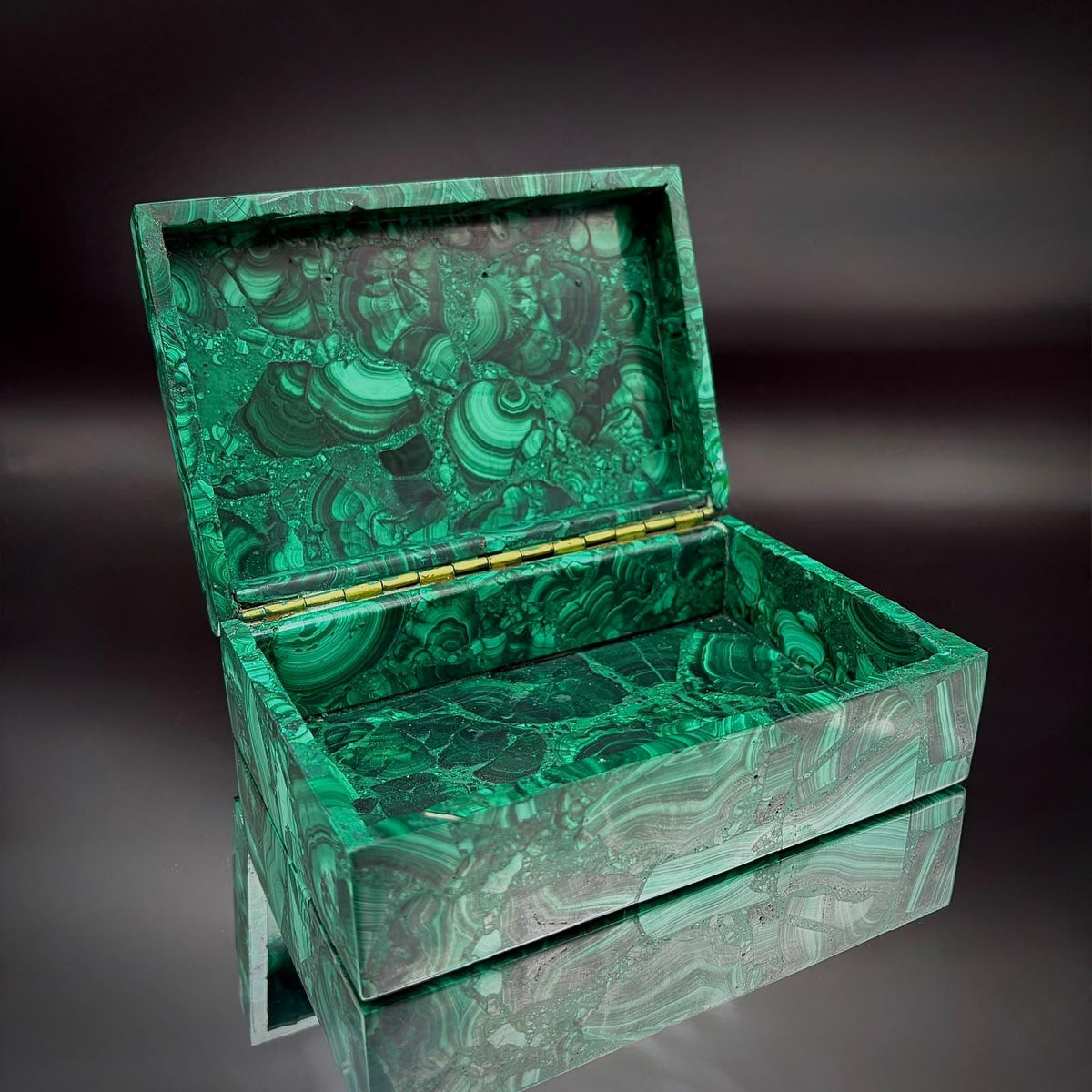 Polished Malachite keepsake box with natural banded patterning