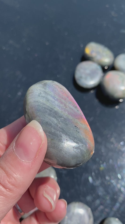 7) High Quality Purple Pink Labradorite Crystal Palmstone Madagascar