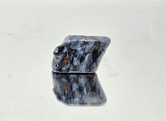 small pietersite
