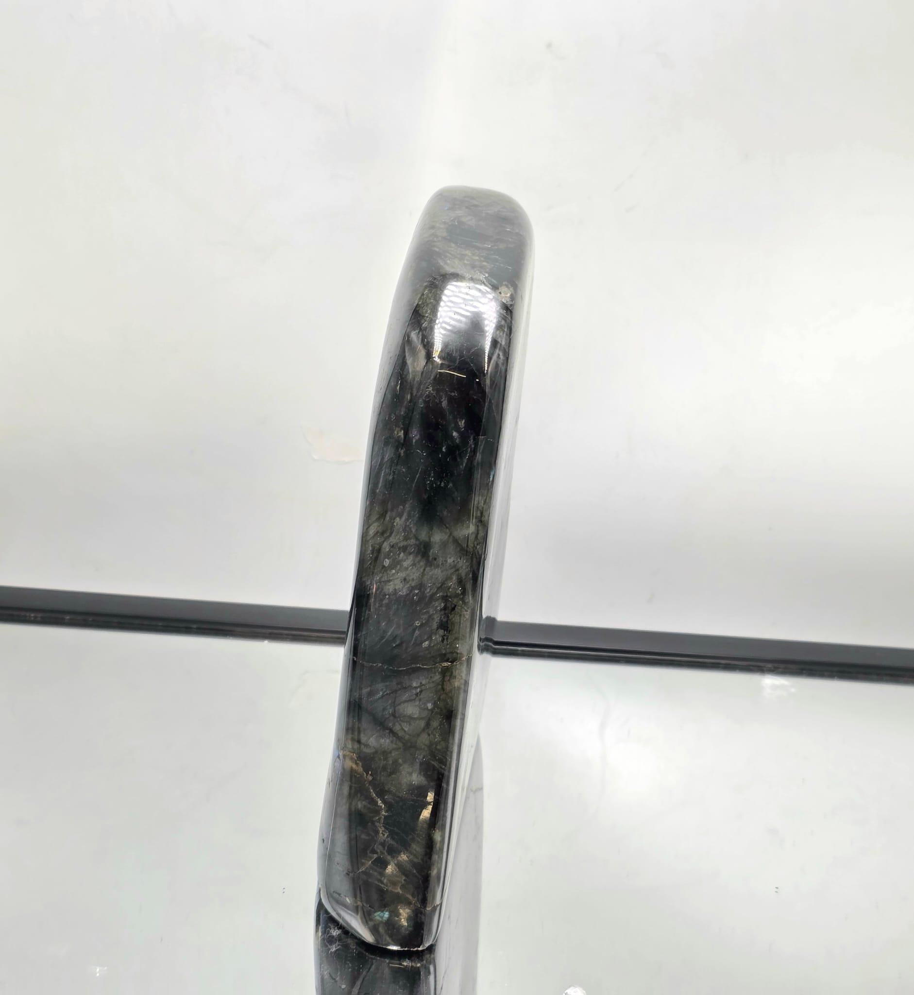 XL Labradorite healing crystal freeform – perfect for meditation, reiki, or spiritual spaces.