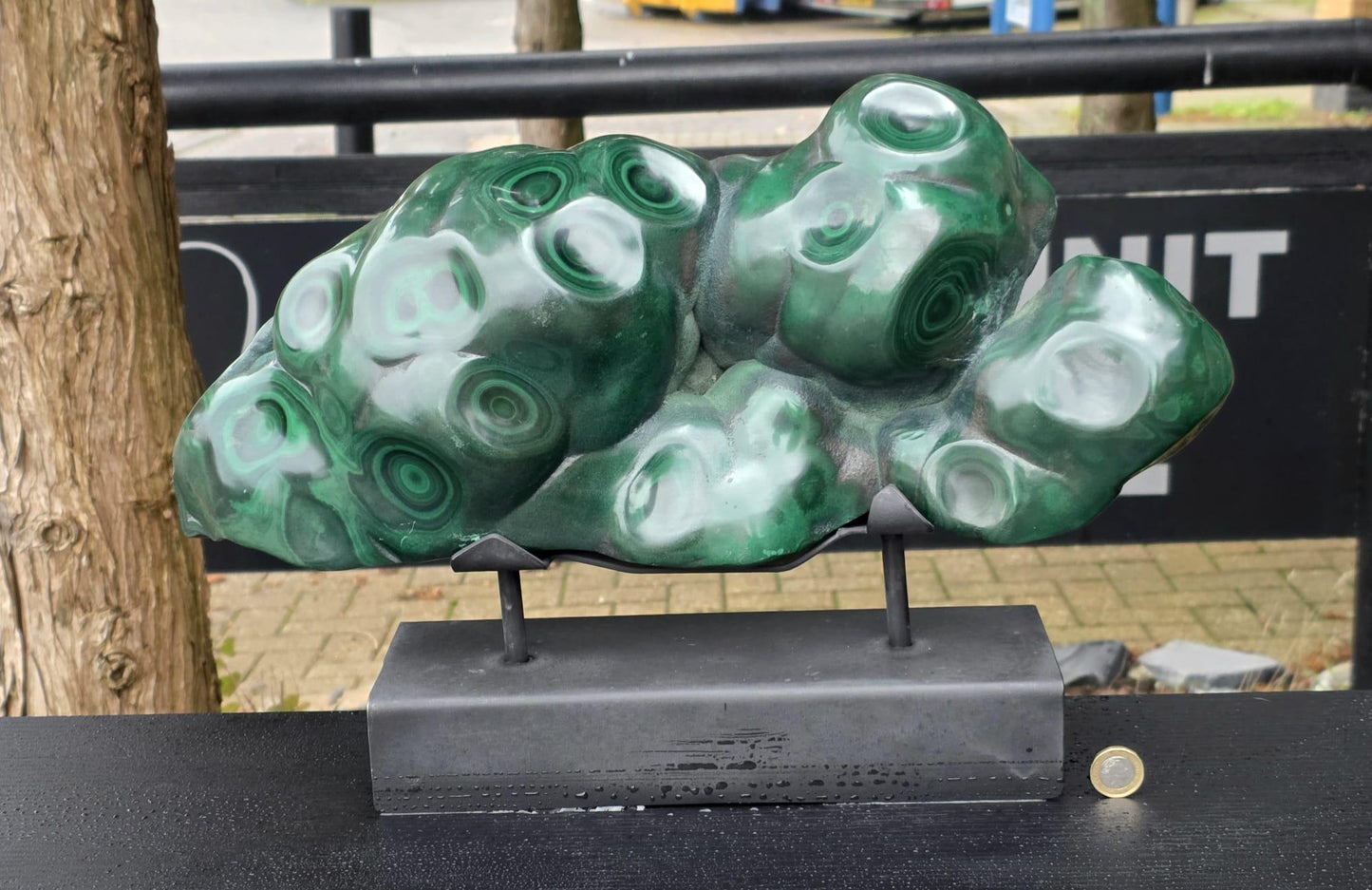 XL green Malachite stone display on stand, elegant crystal décor