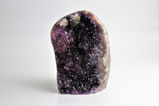 AMU97) Uruguayan Amethyst  Free Standing Quartz Geode Crystal Gift
