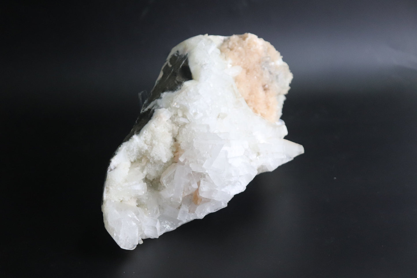 41) Large Apophyllite Stilbite Zeolite Crystal  - India  4.29 KG