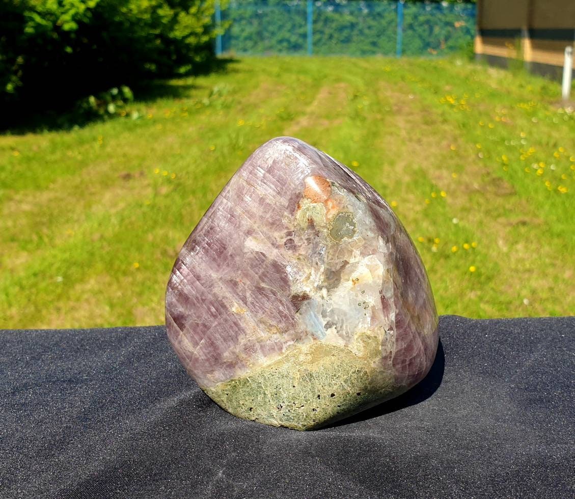 9) Anhydrite Crystal Freeform