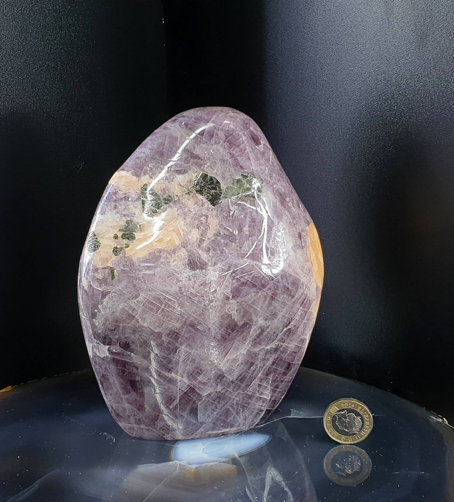 20) Large Anhydrite Crystal Freeform