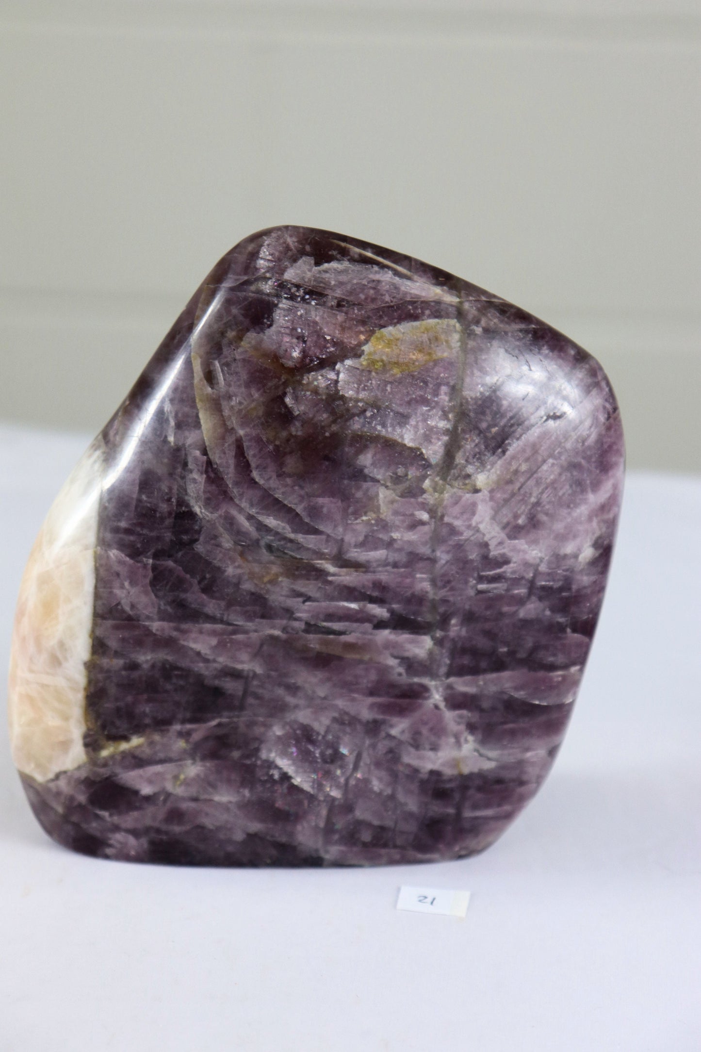 21) Large Anhydrite Crystal
