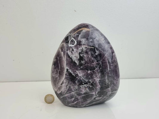22) Large Anhydrite Crystal Freeform