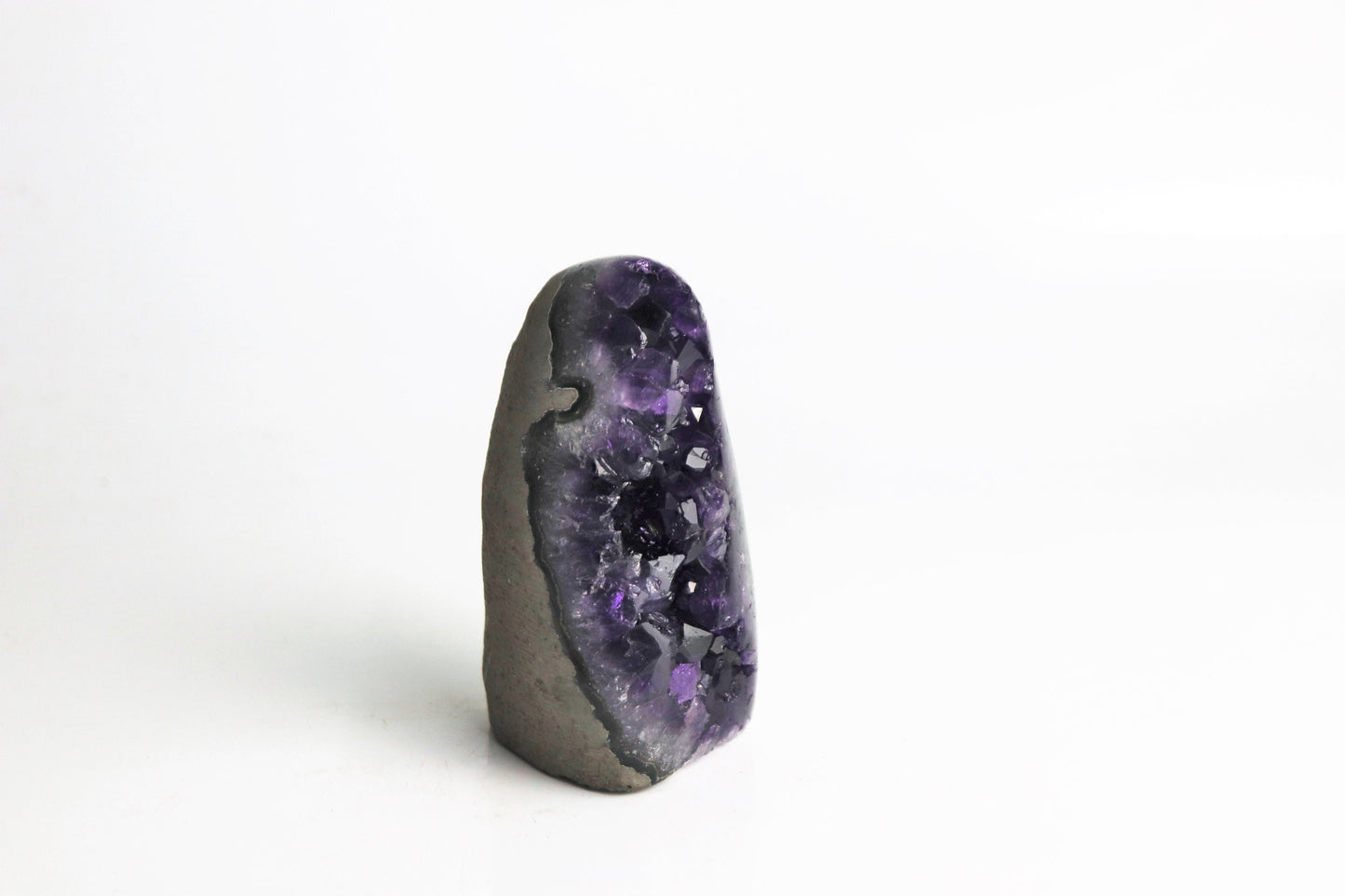 AMU44) Amethyst Crystal Quartz Geode Uruguayan