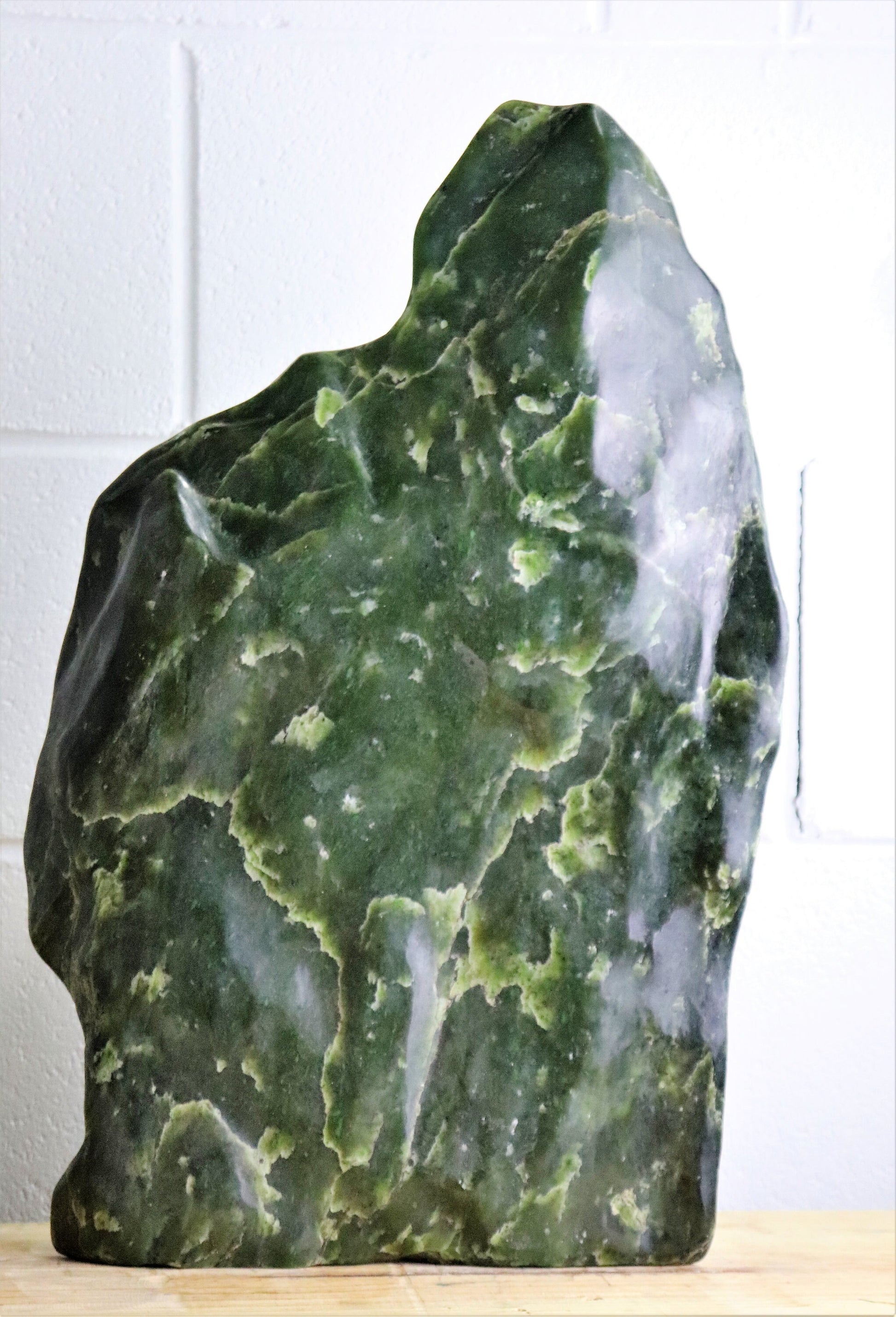 nephrite jade crystal large crystals