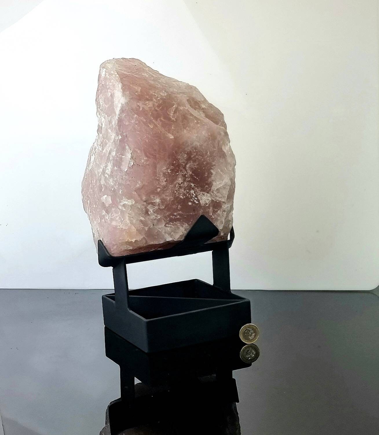 interior design luxury crystal display piece