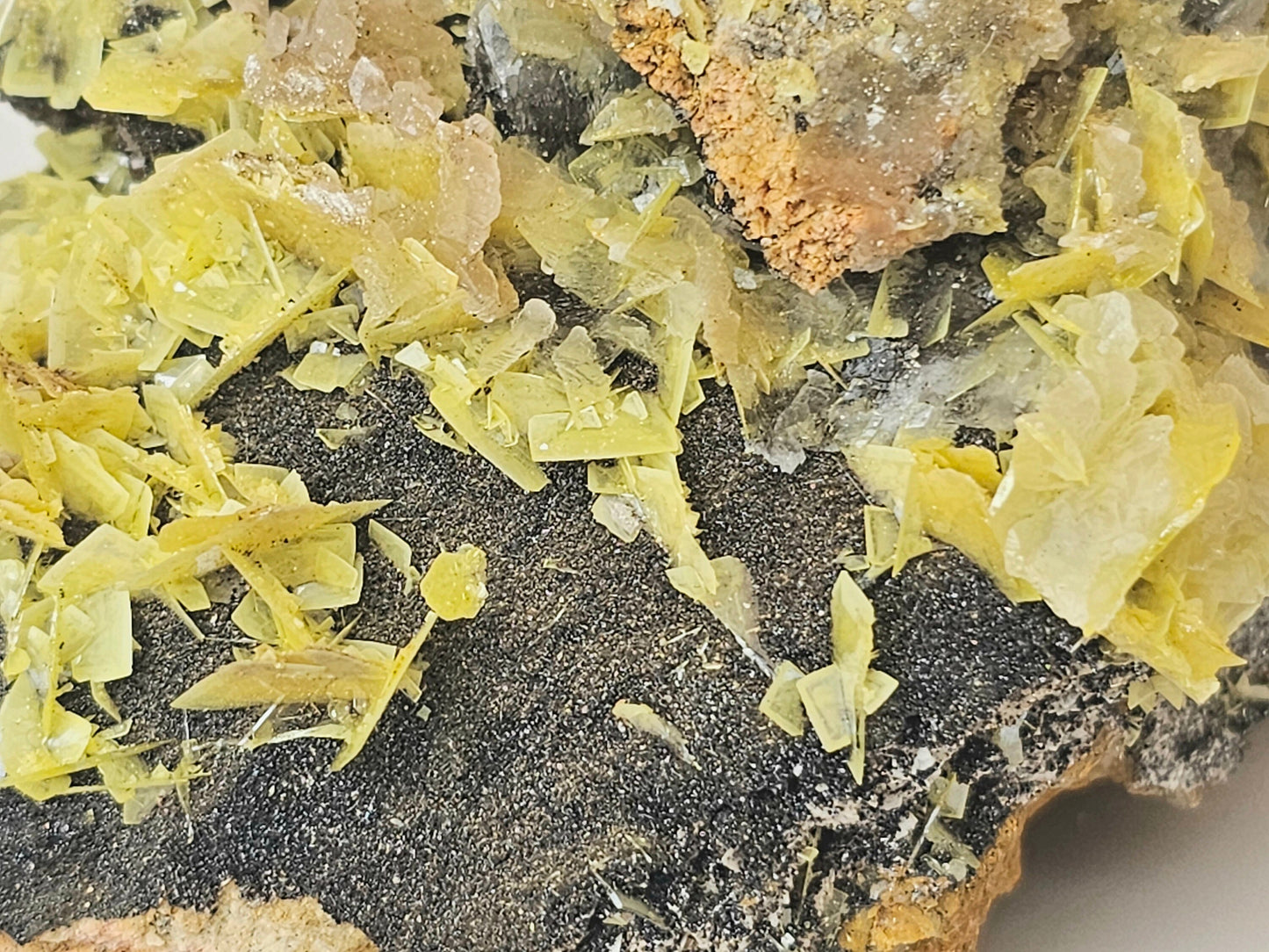 6) Yellow Wulfenite Crystal XL