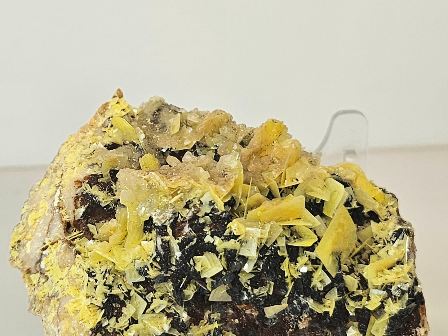 2) Yellow Wulfenite Crystal